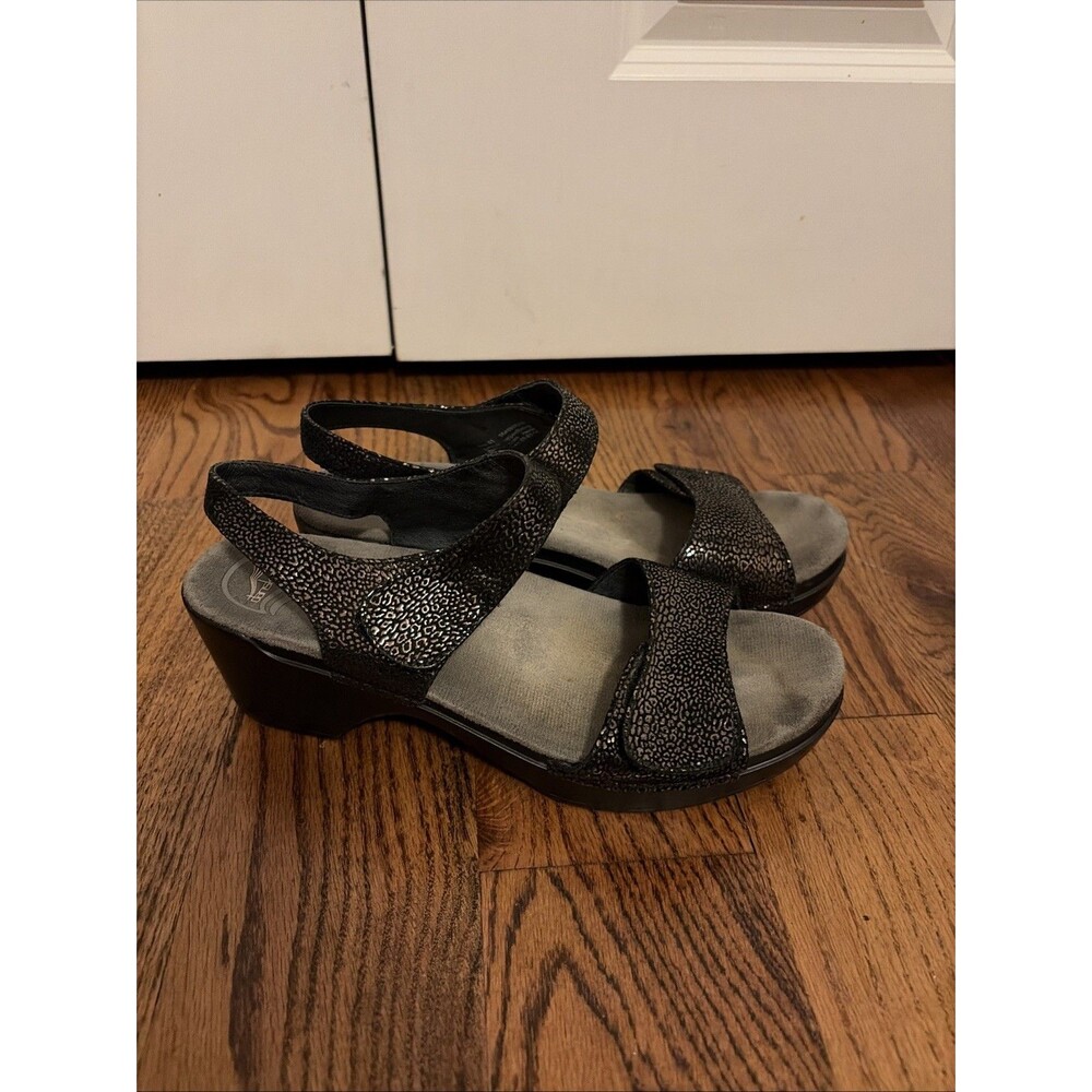 Dansko Sonnet Black Leopard Shimmer Leather Sandals Clogs Size 10.5